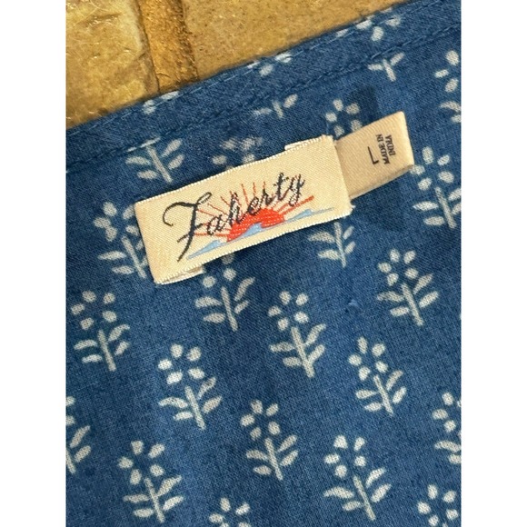 Faherty Lyla Top L Blue Floral 100% Organic Cotton Peplum V-Neck Blouse New - Picture 6 of 7